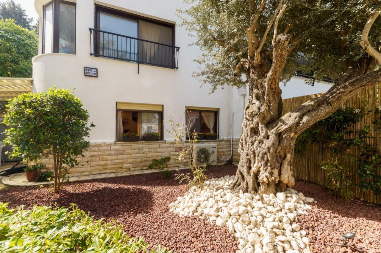 שניר 119: סוויטות קסומות בכפר ורדים Hotel Exterior photo